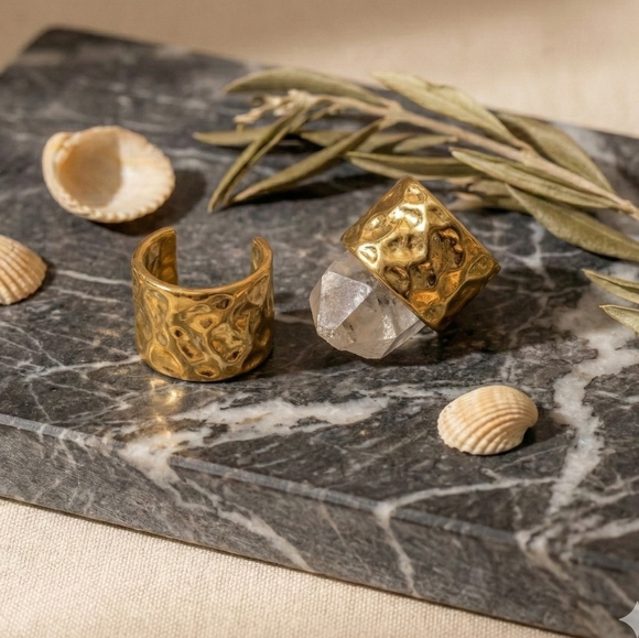 18K Gold Plated Hammered C-Hoop Earrings Bold Statement Jewelry - Picture 9 of 9